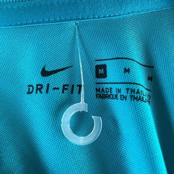 NWOT Nike Short Sleeve T-Shirt Size M - Picture 5 of 6